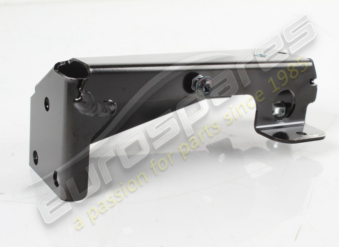 used ferrari lh lateral bracket. part number 88604400 (3)