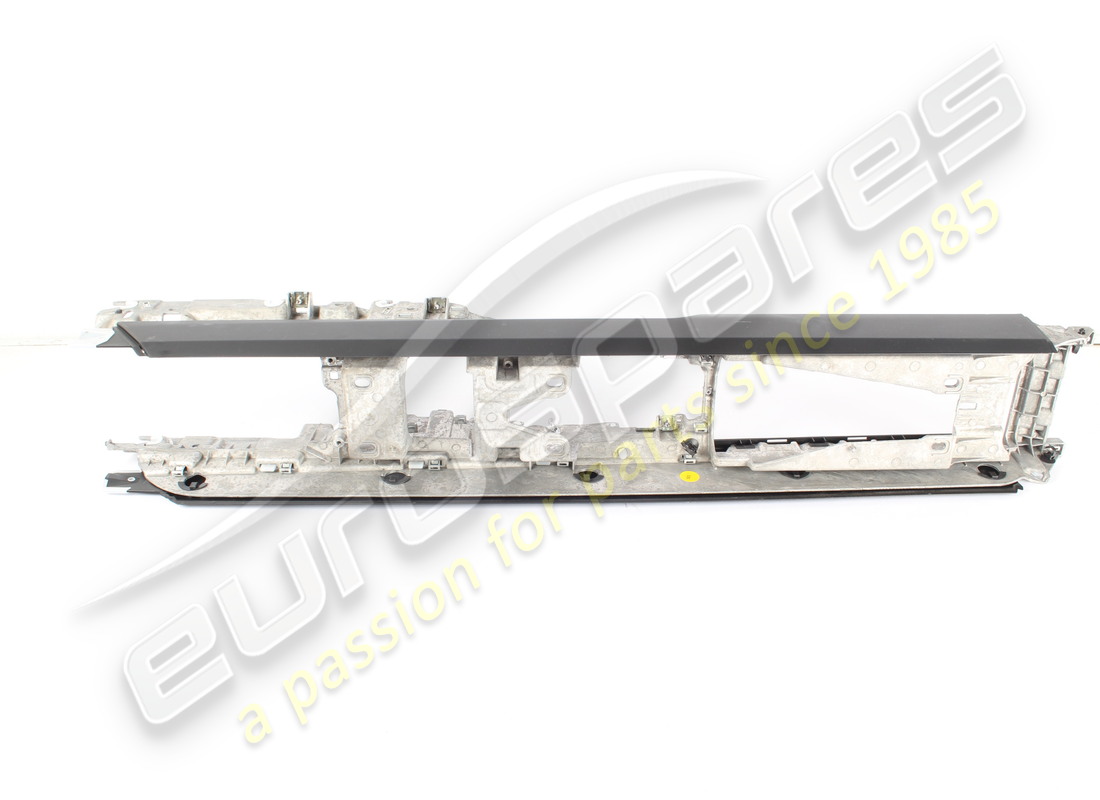 damaged porsche base carrier black. part number 992861831e5q0 (2)