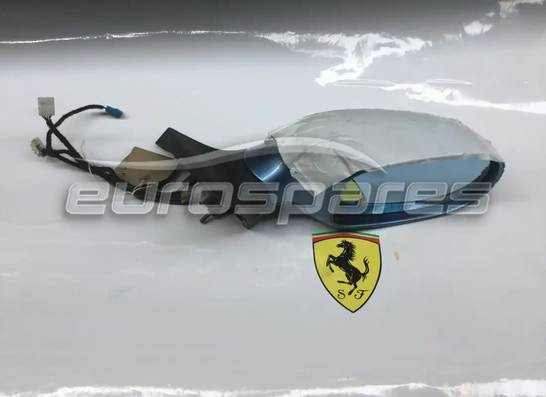 used ferrari rh external rear mirror. part number 67165510 (1)