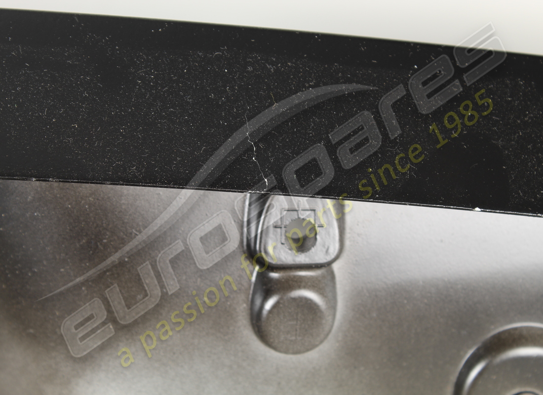 NEW (OTHER) FERRARI REAR DIFFUSER BLACK. PART NUMBER 69140500 (9) new (other) ferrari rear diffuser black. part number 69140500 (9)