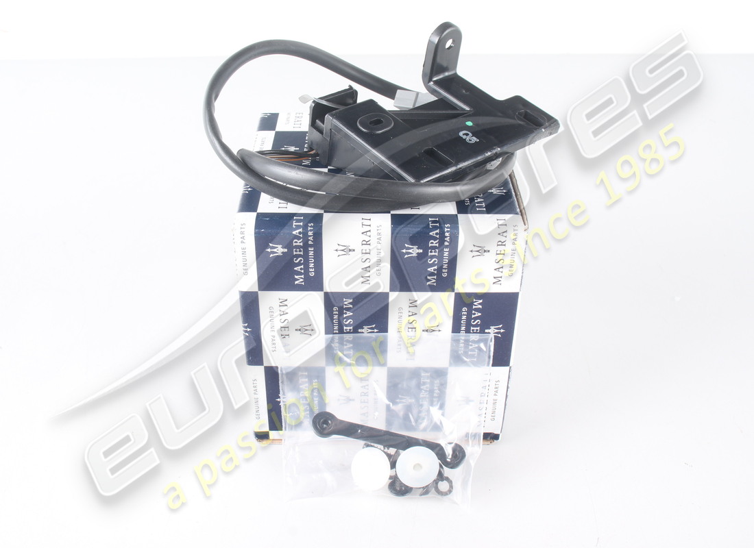 NEW MASERATI COMPLETE LH MICROSWITCH. PART NUMBER 980145844 (1) new maserati complete lh microswitch. part number 980145844 (1)