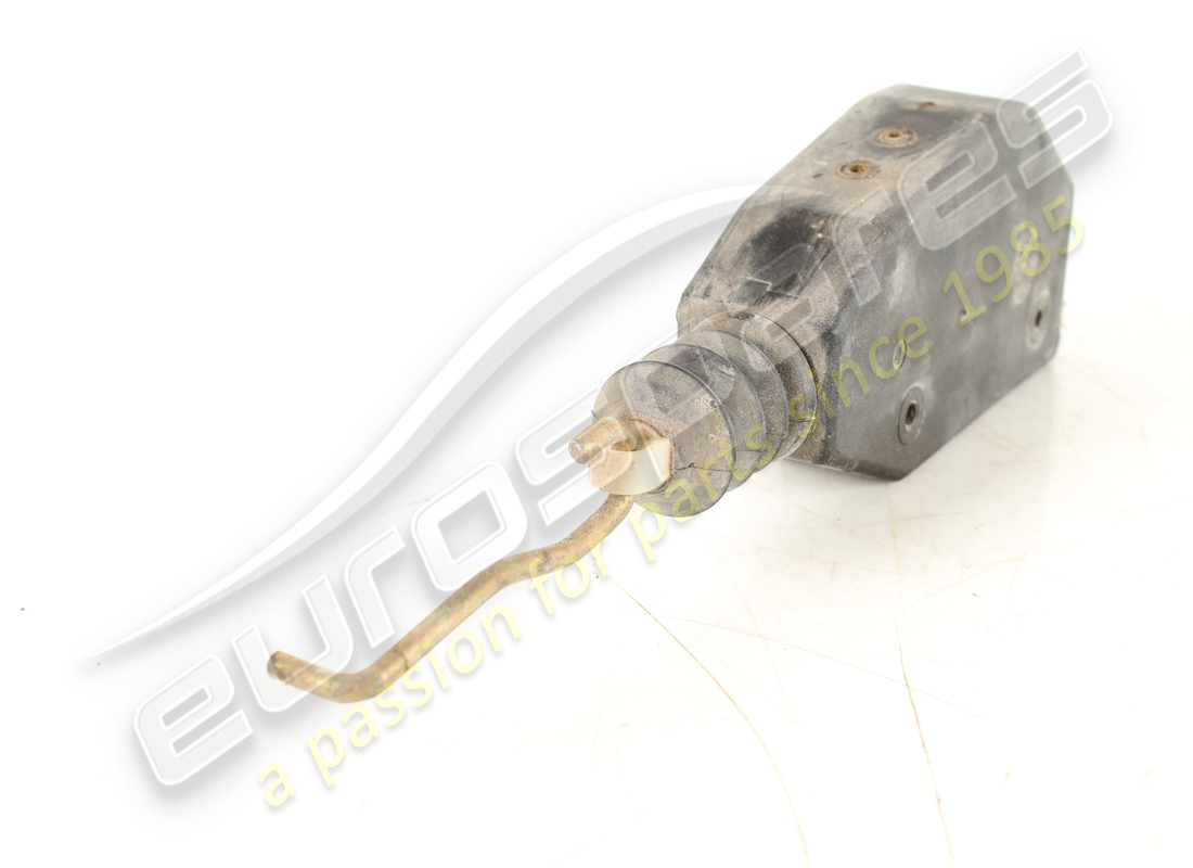 USED FERRARI SLAVE DOOR LOCK SERVO PASSENGER. PART NUMBER 61329400 (4) used ferrari slave door lock servo passenger. part number 61329400 (4)