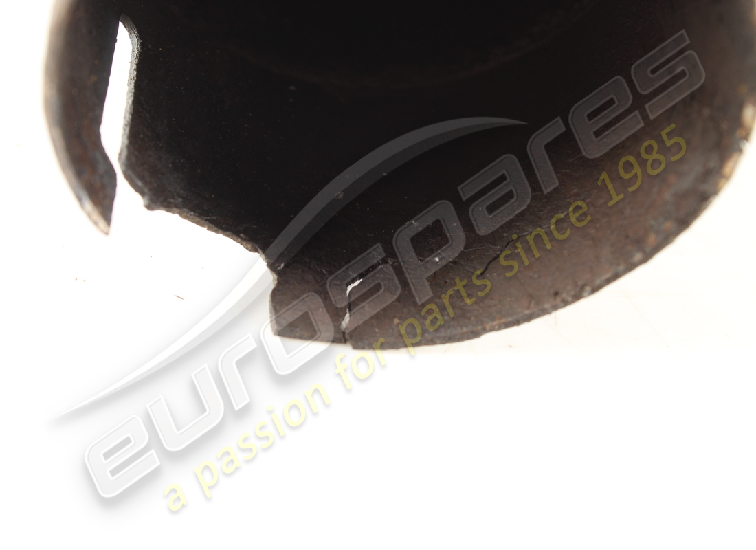 used maserati rear rh intermediate exhaust. part number 389000132 (4)