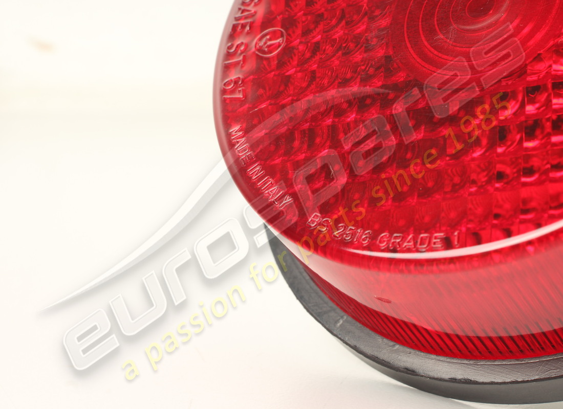 new ferrari rear tail lamp c/w reflector oe. part number 20082301 (3)