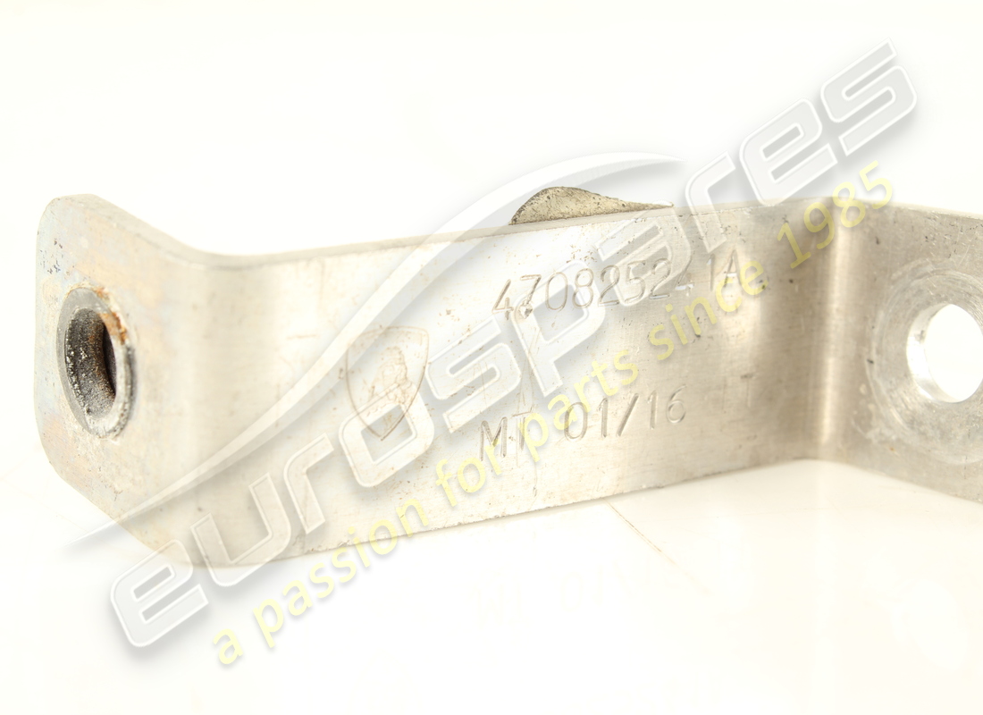 used lamborghini bracket. part number 470825241a (2)