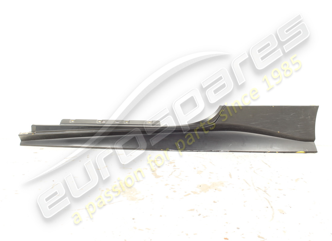 USED Ferrari COMP. LH UNDERDOOR TRIM . PART NUMBER 88540810 (1)