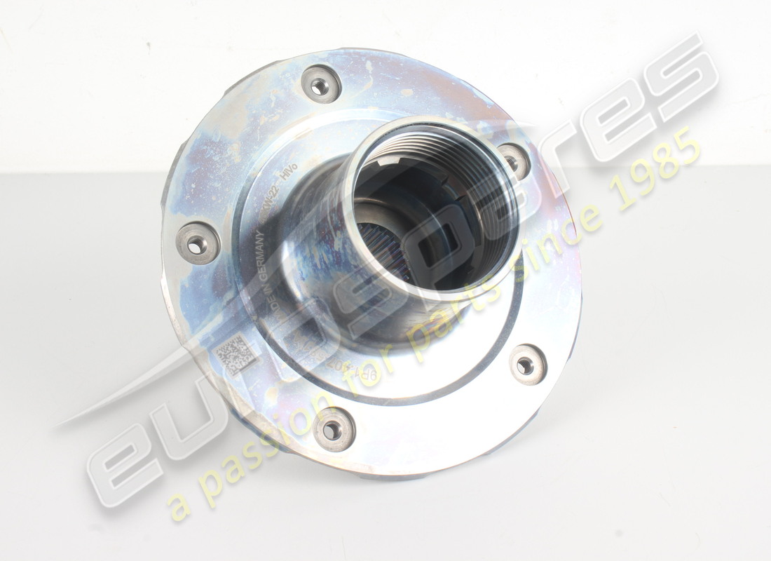 new porsche wheel hub. part number 9p1407581a (1)