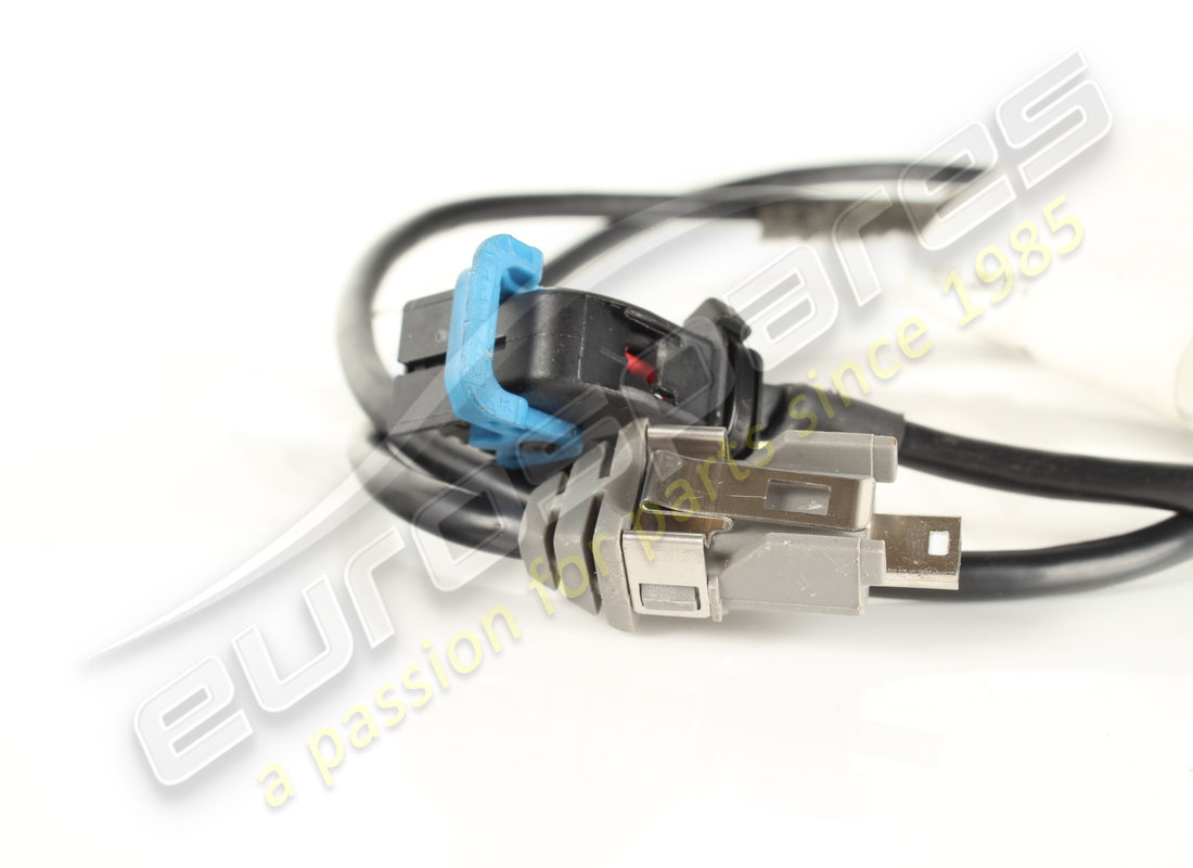 used ferrari usb-nit-rhr cable. part number 281971 (2)