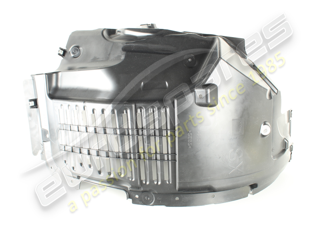 new maserati lh front wheelhouse guard. part number 670182085 (1)