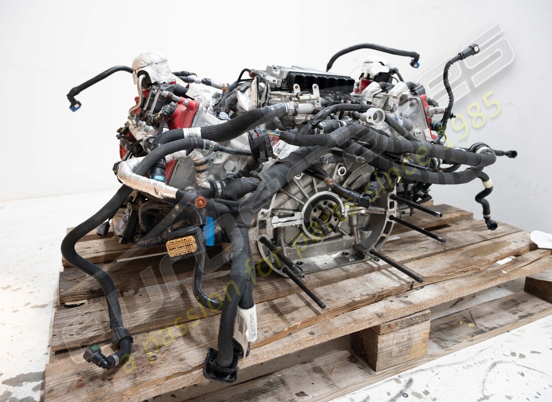 used ferrari complete engine. part number 985000364 (3)