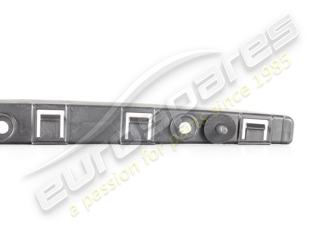 new ferrari rh lateral rear bumper mount. part number 88106300 (4)