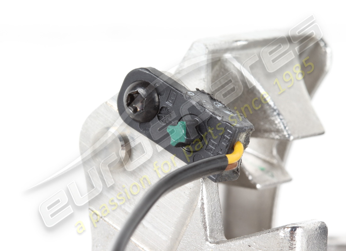 used ferrari kit lh & rh front latch. part number 70001633 (5)