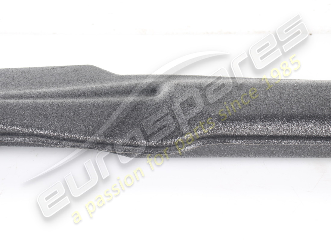 used ferrari lh rear cabin air duct. part number 89283600 (3)