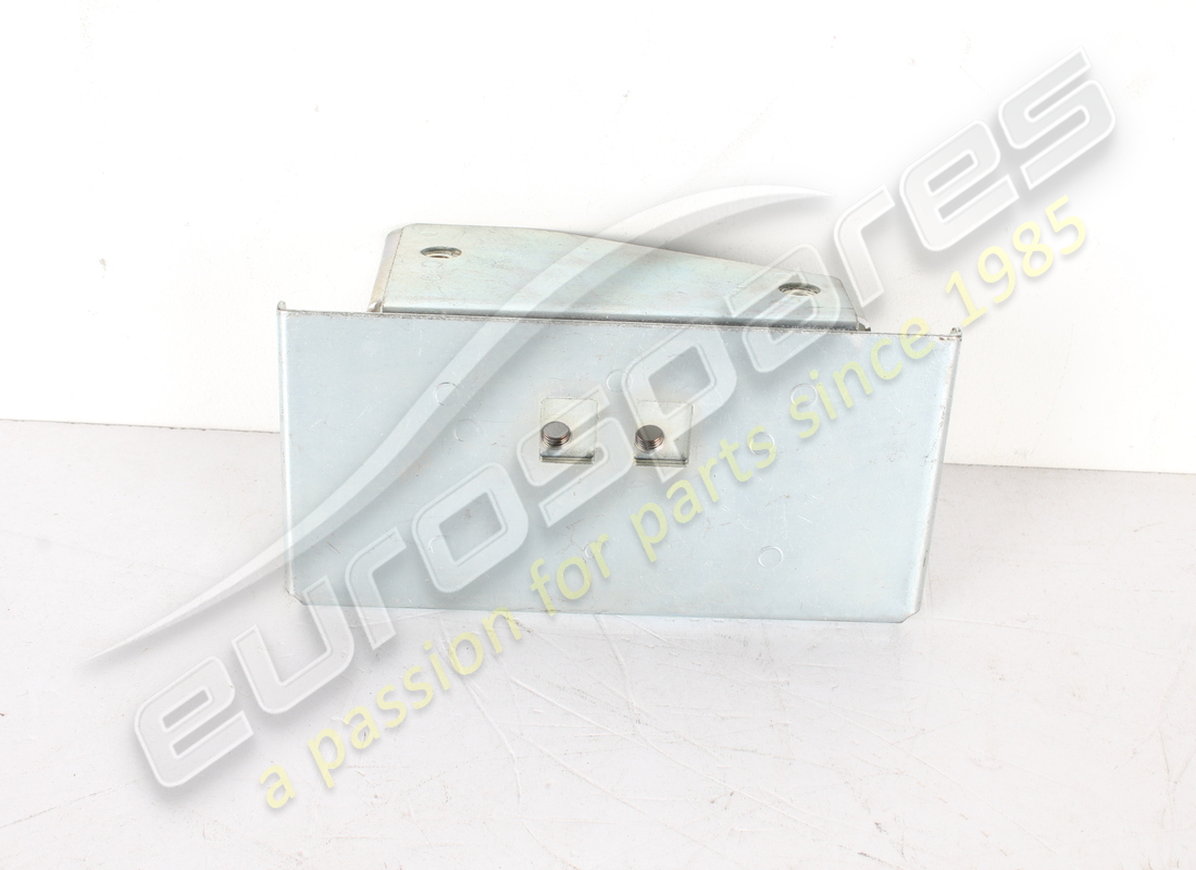 new ferrari rh striker reinforcement. part number 68555100 (2)