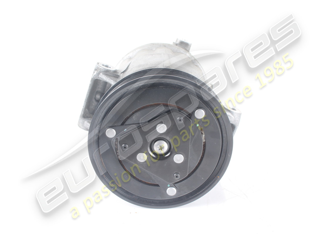 used ferrari air conditioning compressor. part number 333331 (2)