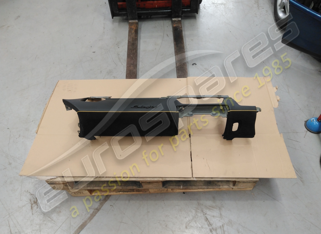 USED Lamborghini LOWER DASHBOARD, ALCANTARA RHD . PART NUMBER 472857921Q (1)