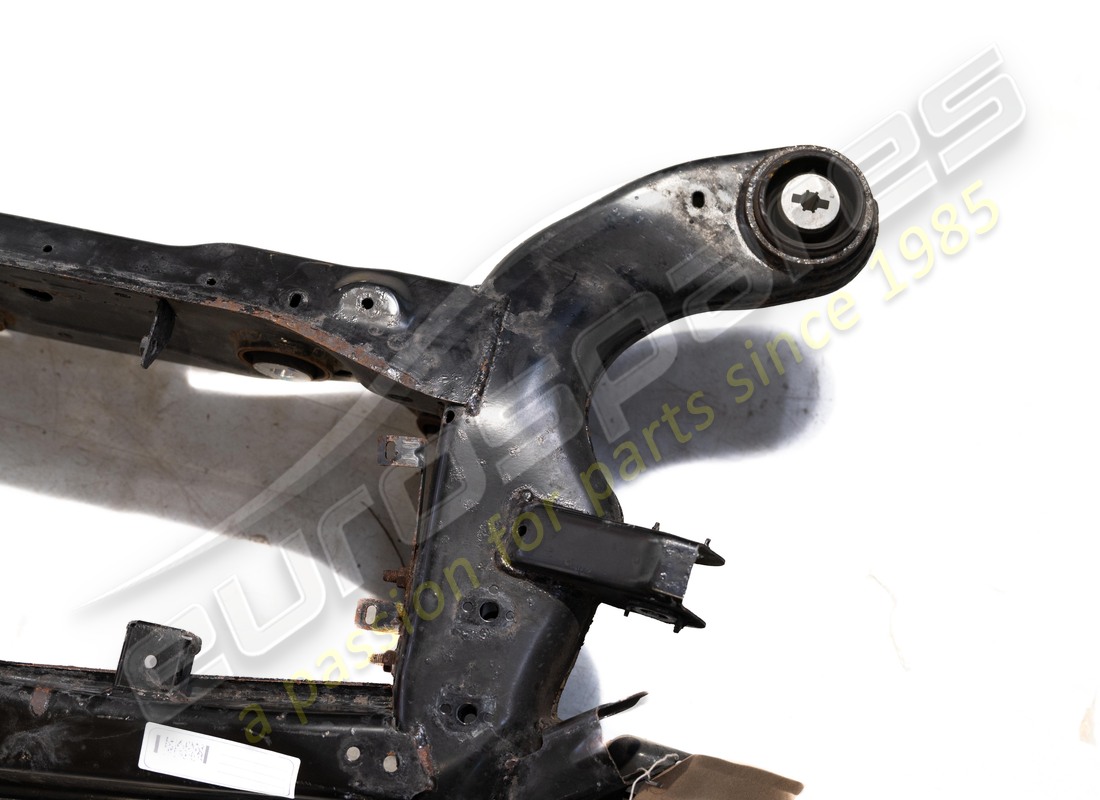 used maserati complete rear frame. part number 670037635 (2)