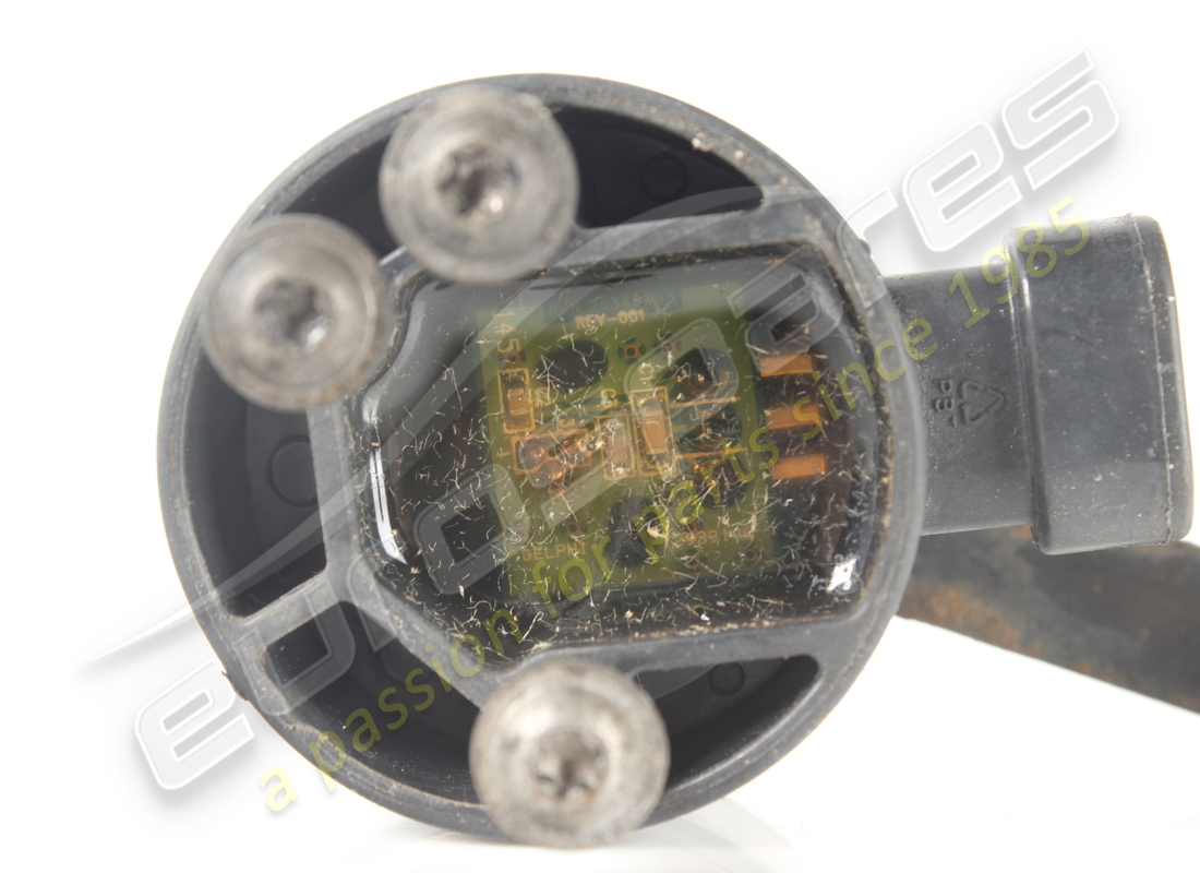 USED FERRARI COMPLETE RH REAR MOTION SENSOR. PART NUMBER 259266 (6) used ferrari complete rh rear motion sensor. part number 259266 (6)