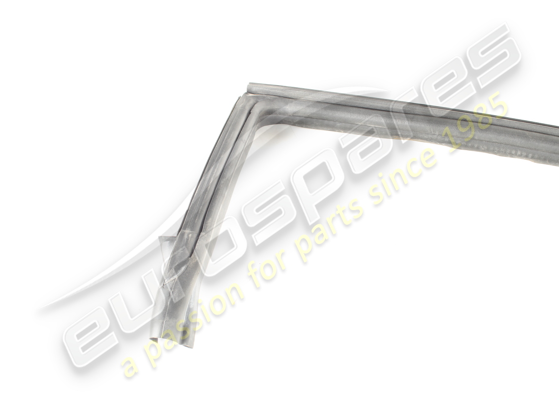 used ferrari rh door perimeter seal. part number 81951400 (2)