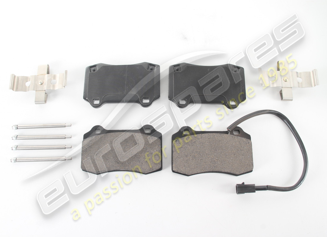 new eurospares rear brake pads set. part number 673012040 (1)