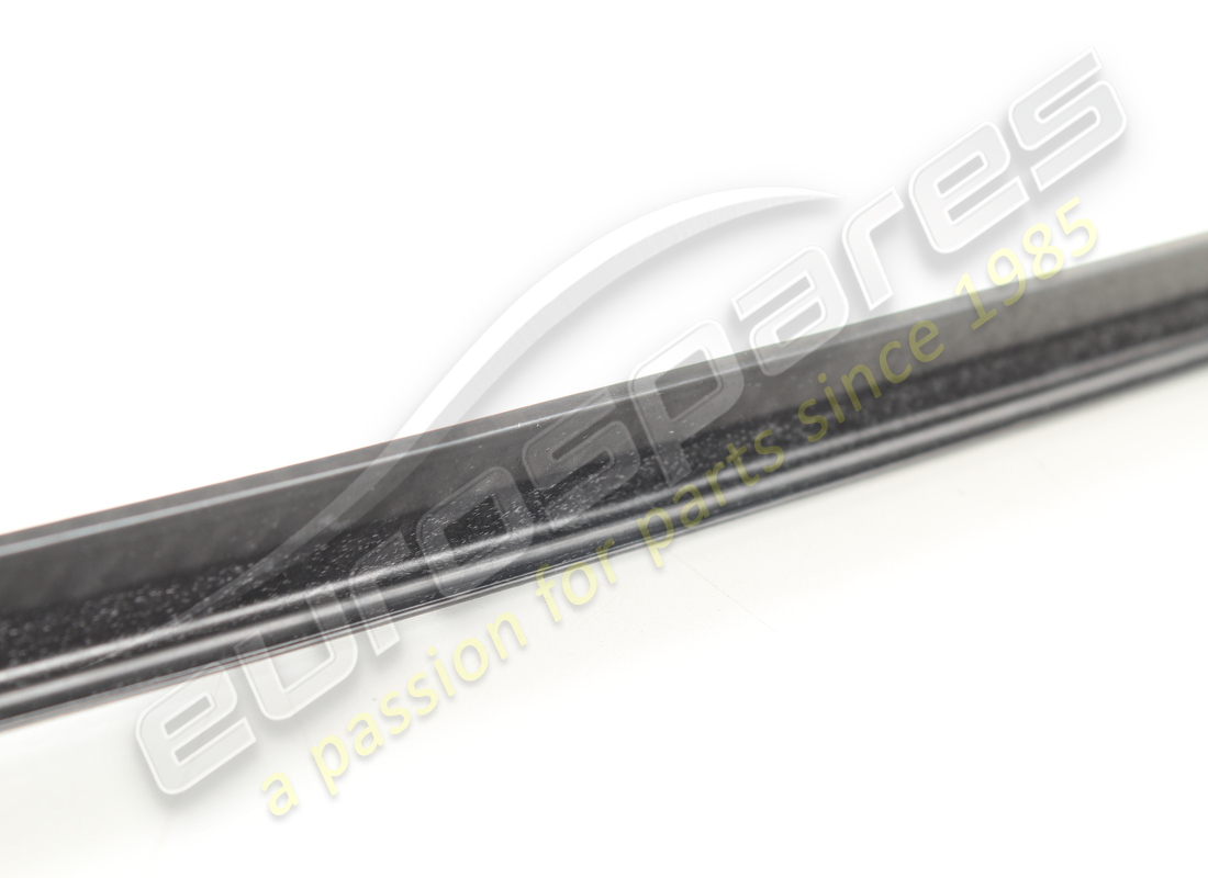 new porsche sealing strip. part number pcg837470a (3)