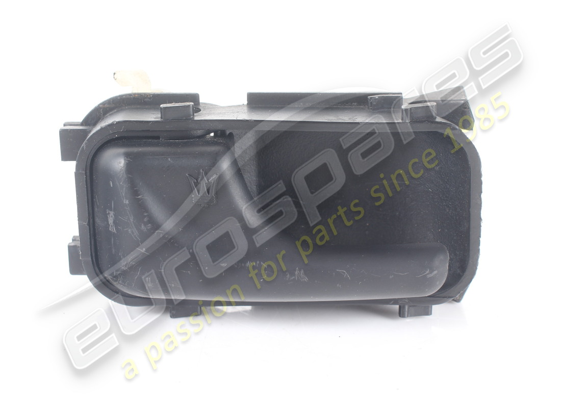 used maserati lh door internal handle. part number 374500147 (2)