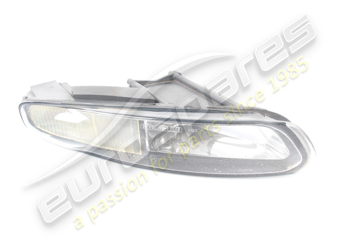 used maserati rh fog light. part number 383100114 (1)