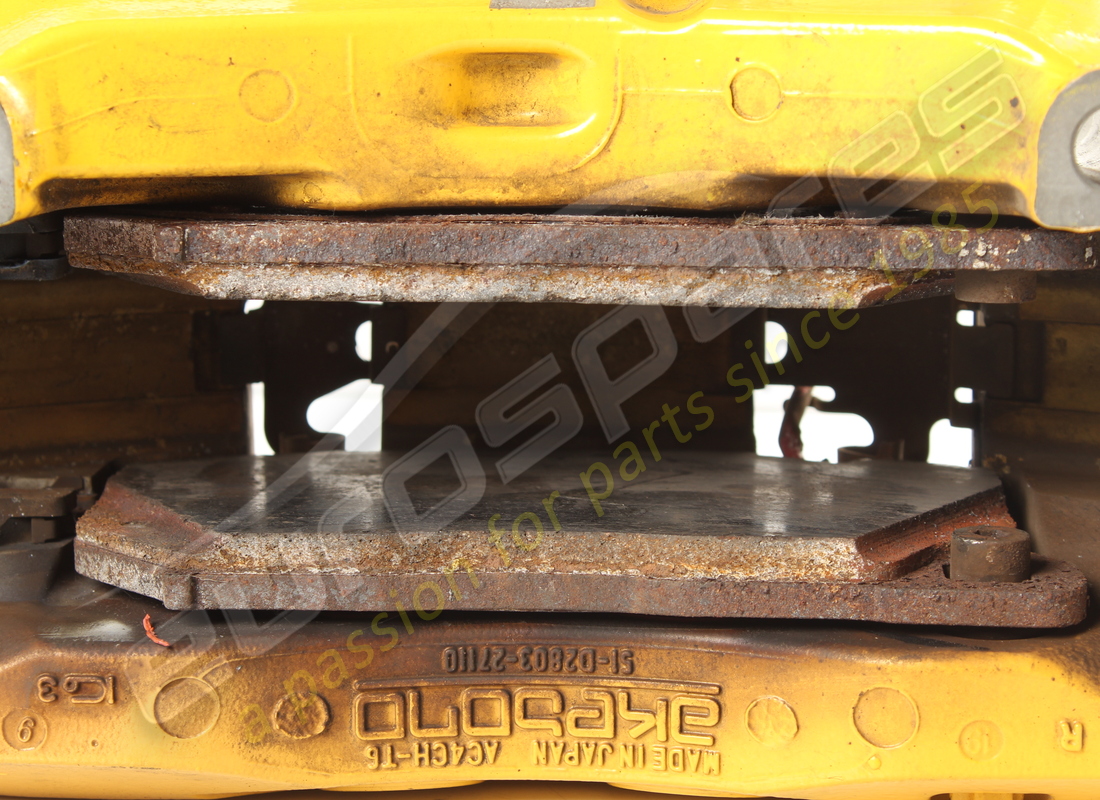 used lamborghini brake caliper 21 ceramic 10k. part number 4m0615106gd (3)