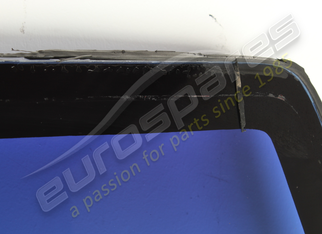 used ferrari front windscreen with mirror fixing. part number 63229600 (2)