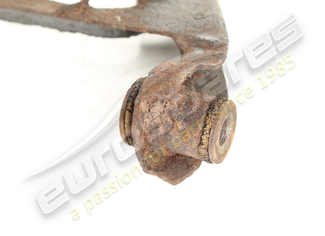 used ferrari rh rear suspension lower lever. part number 117805 (4)