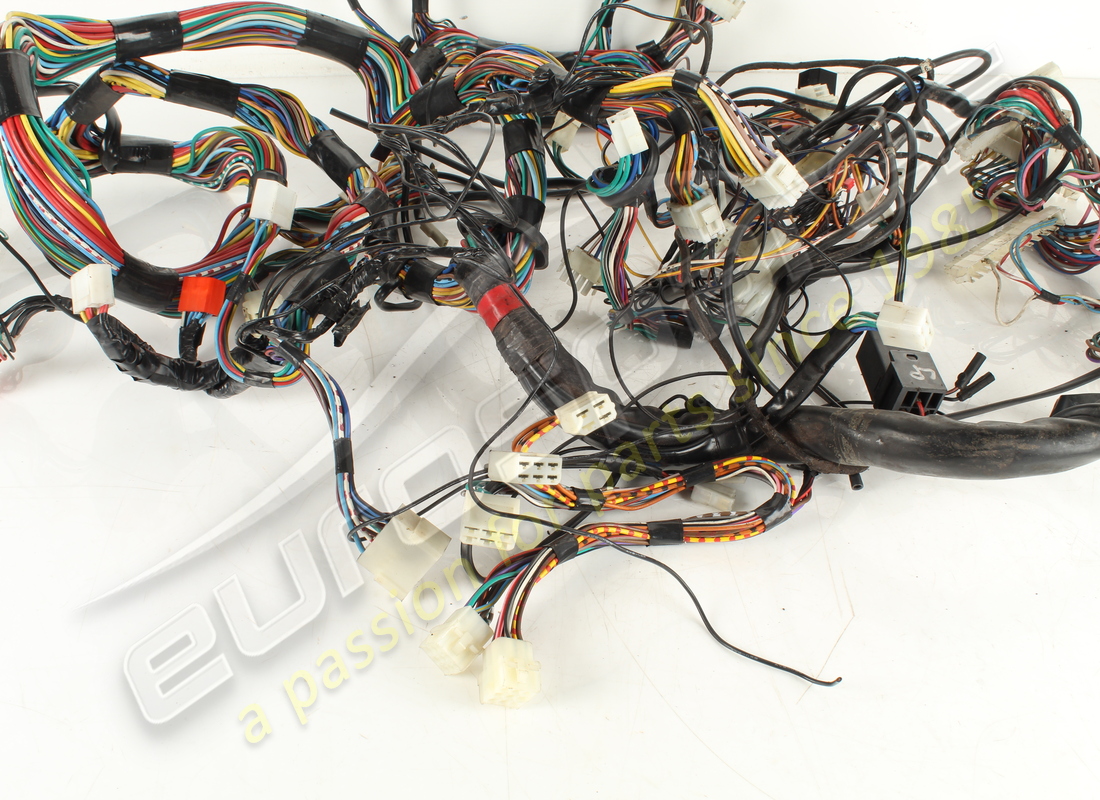 used ferrari central cables rhd part number 128776 (2)