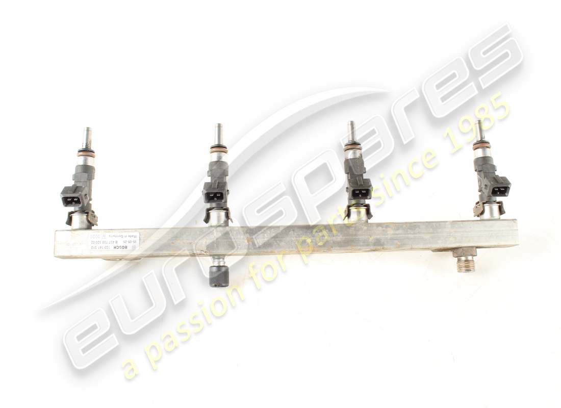 used maserati fuel pipe with injectors. part number 215337 (4)