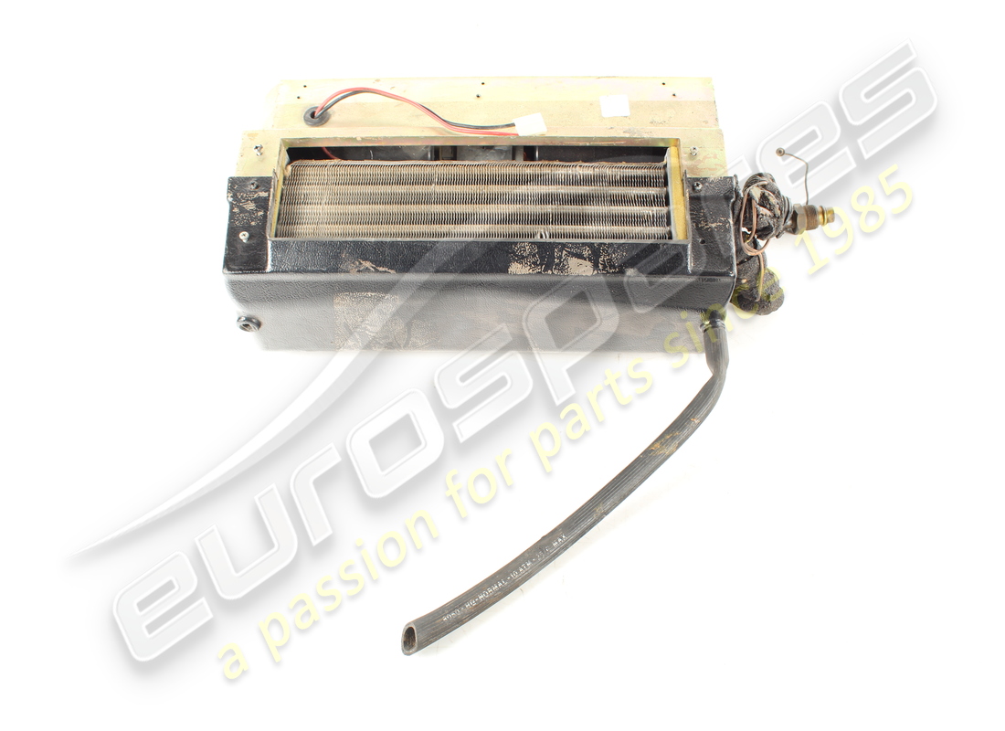DAMAGED Ferrari FRONT AIR CONDITIONING LHD . PART NUMBER 2578685010 (1)