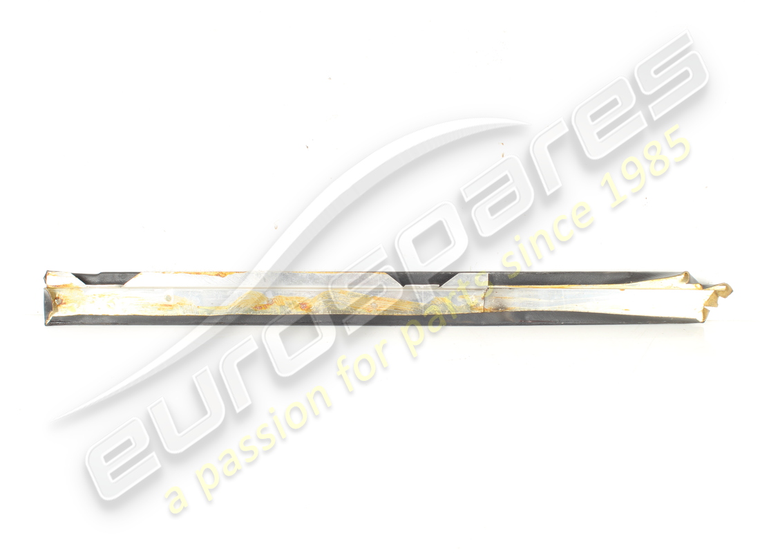 used ferrari rh moulding. part number 61190900 (2)