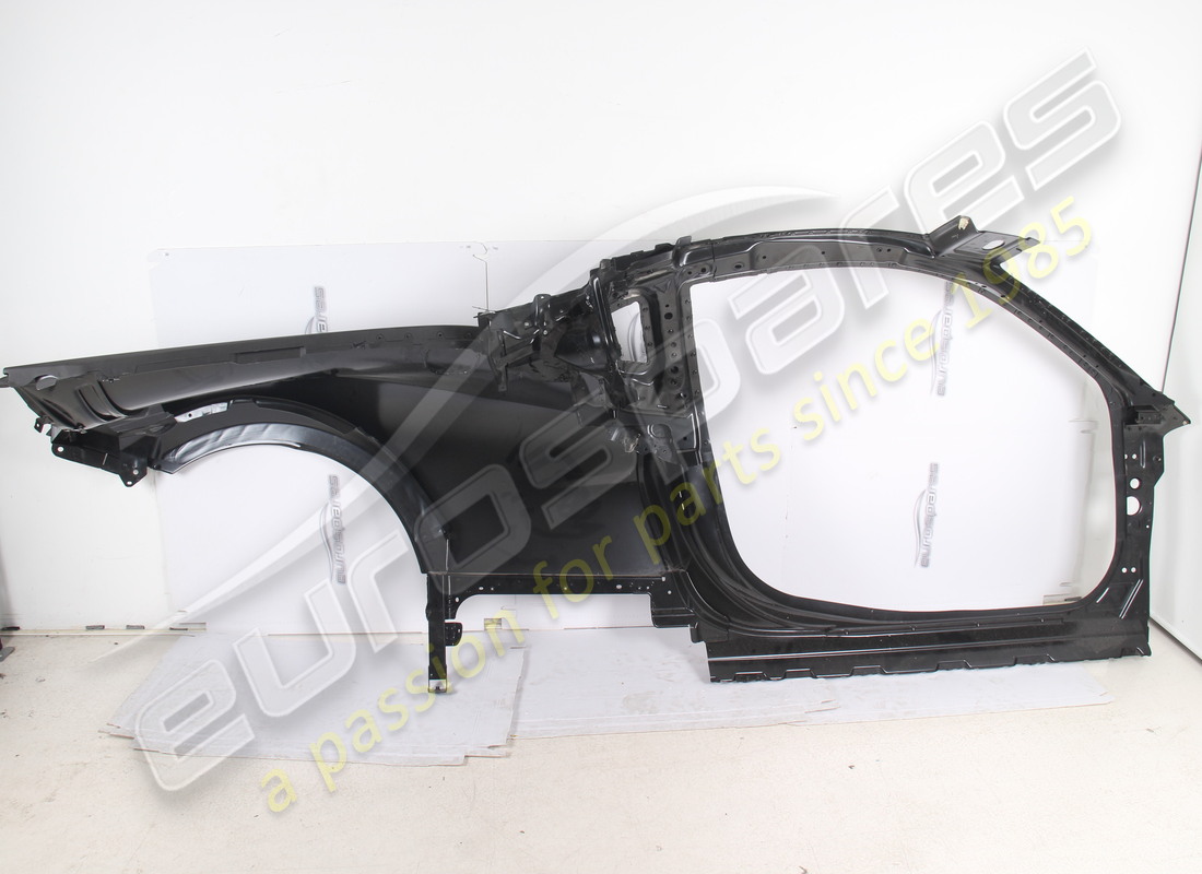 new (other) ferrari lh flank. part number 81288211 (4)