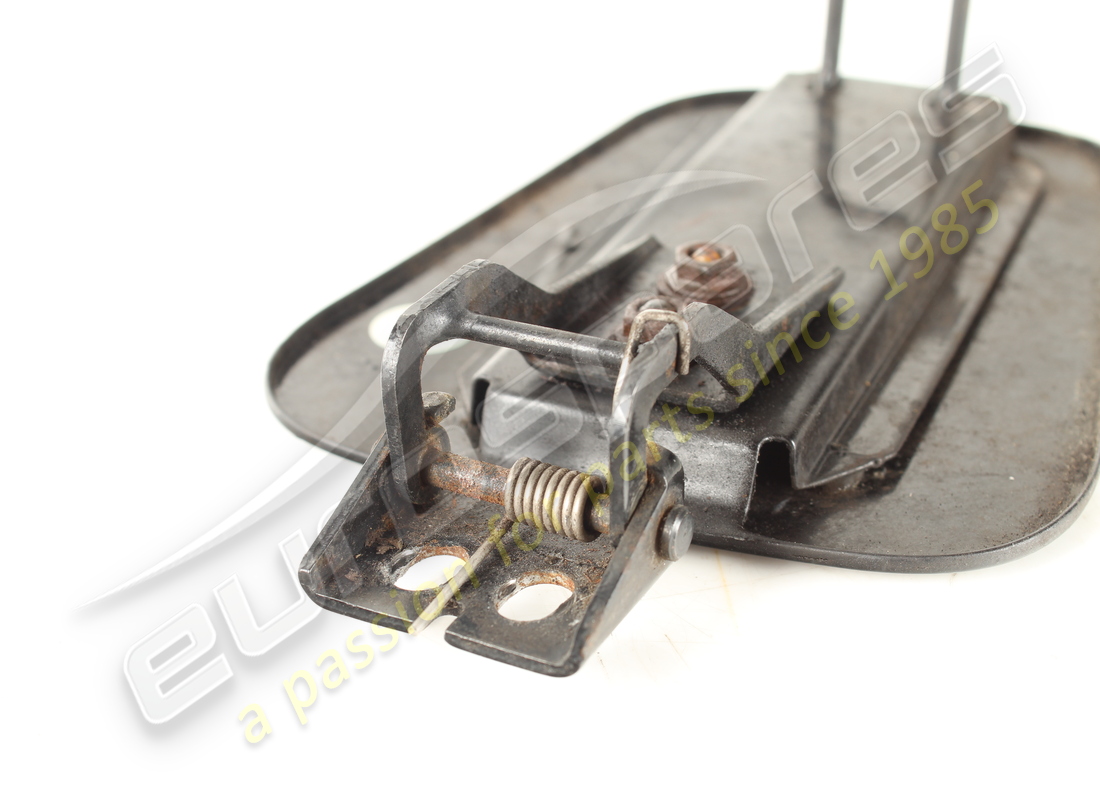 used maserati fuel flap. part number 382501050 (3)