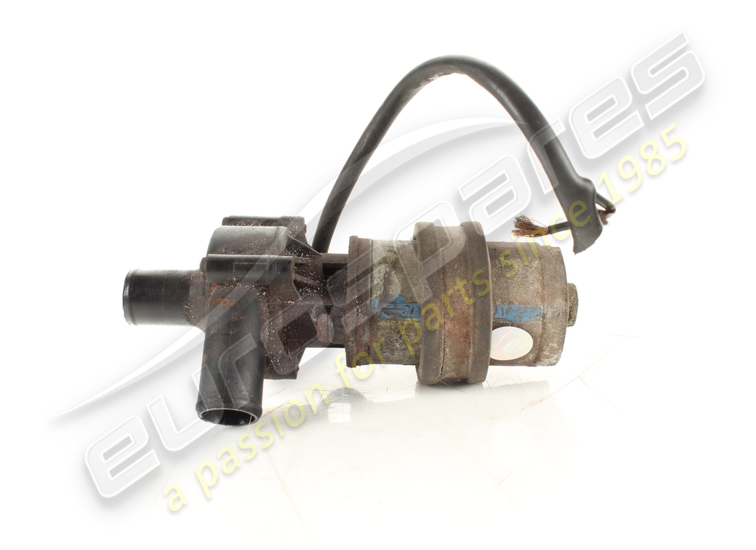 DAMAGED Ferrari REPLACEMENT KIT FOR RECIRCULATION PUMP . PART NUMBER 70000900 (1)