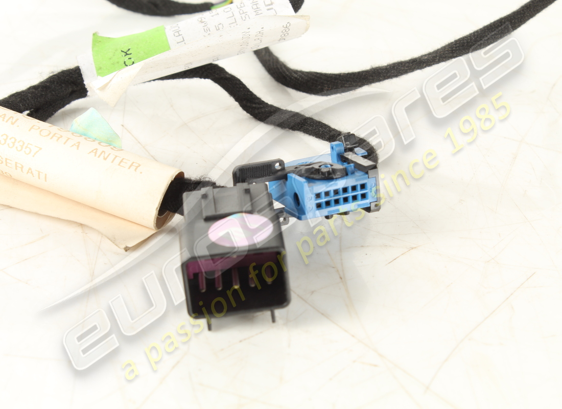 used maserati front door panel cable. part number 196809 (2)