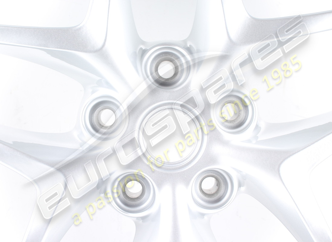 RECONDITIONED FERRARI FRONT WHEEL. PART NUMBER 881320 (2) reconditioned ferrari front wheel. part number 881320 (2)