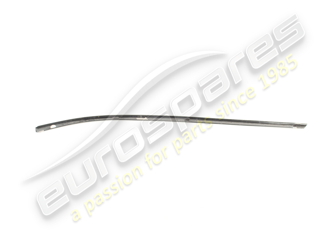 USED FERRARI RH UPPER MOULDING. PART NUMBER 60665100 (4) used ferrari rh upper moulding. part number 60665100 (4)