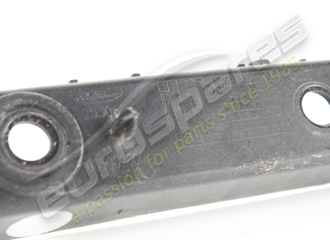 used ferrari lh rear mount. part number 85082800 (2)