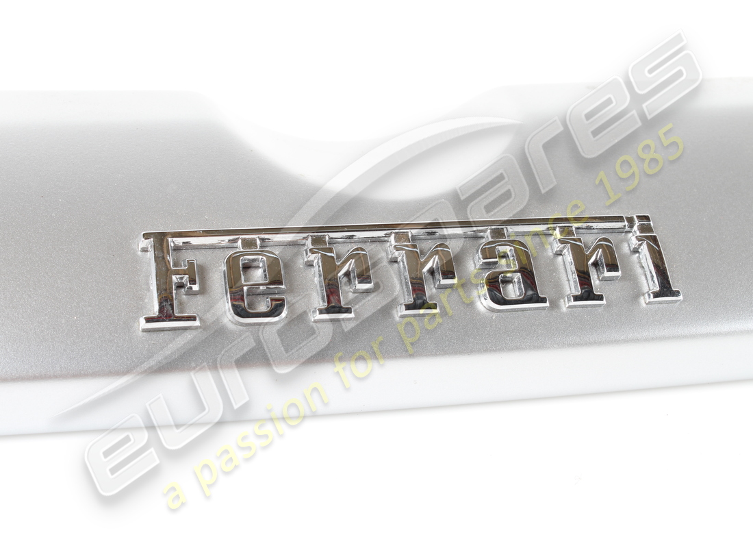 used ferrari centre insert. part number 86461100 (2)