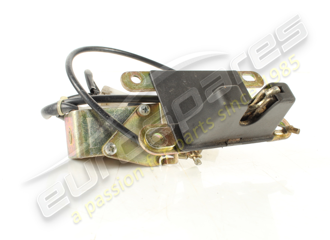 USED Maserati LOCK MECHANISM WITH SOLENOID . PART NUMBER 384700125 (1)