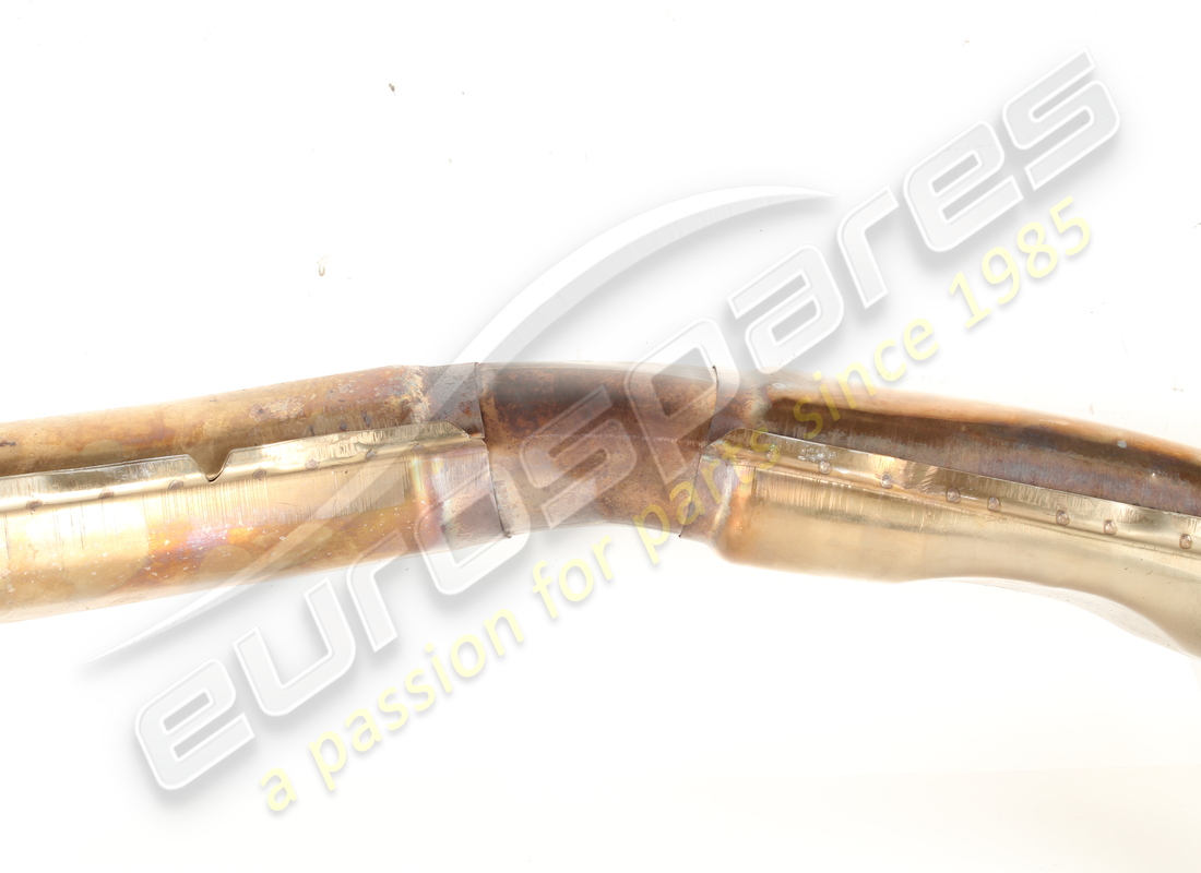 used ferrari rh rear extension. part number 300458 (3)