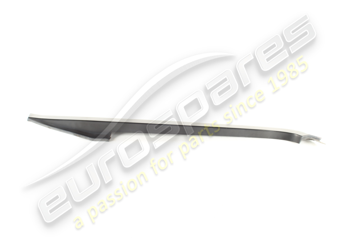 used ferrari lh rubber moulding. part number 60578300 (2)