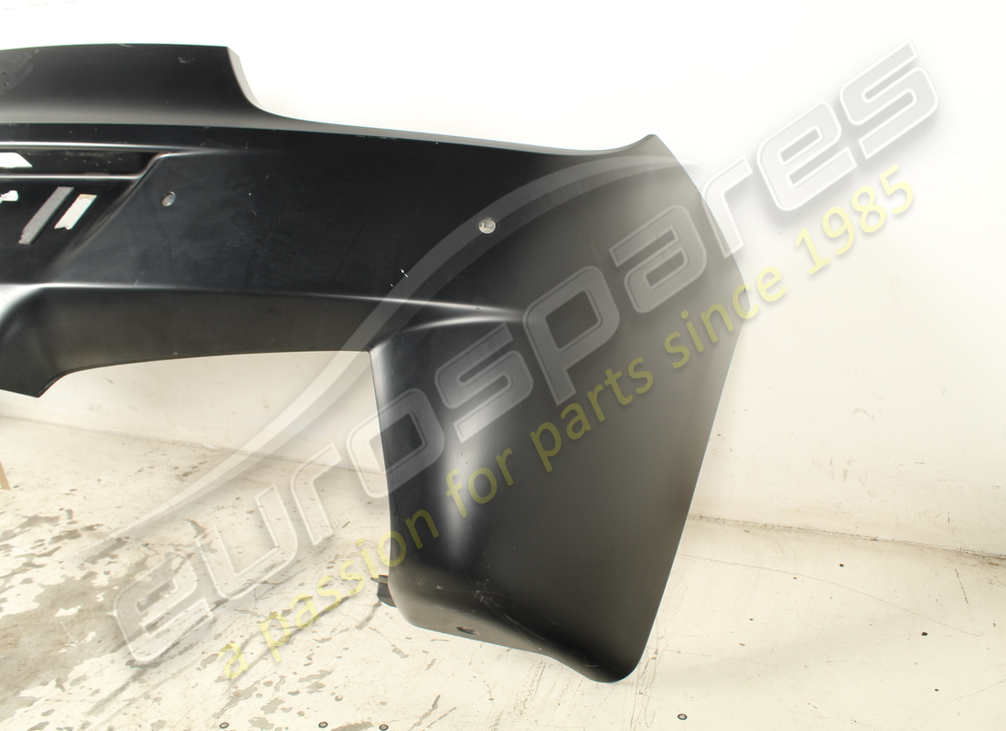 USED FERRARI COMPLETE REAR BUMPER (VALID FOR PARKING SENSORS). PART NUMBER 83104910 (4) used ferrari complete rear bumper (valid for parking sensors). part number 83104910 (4)