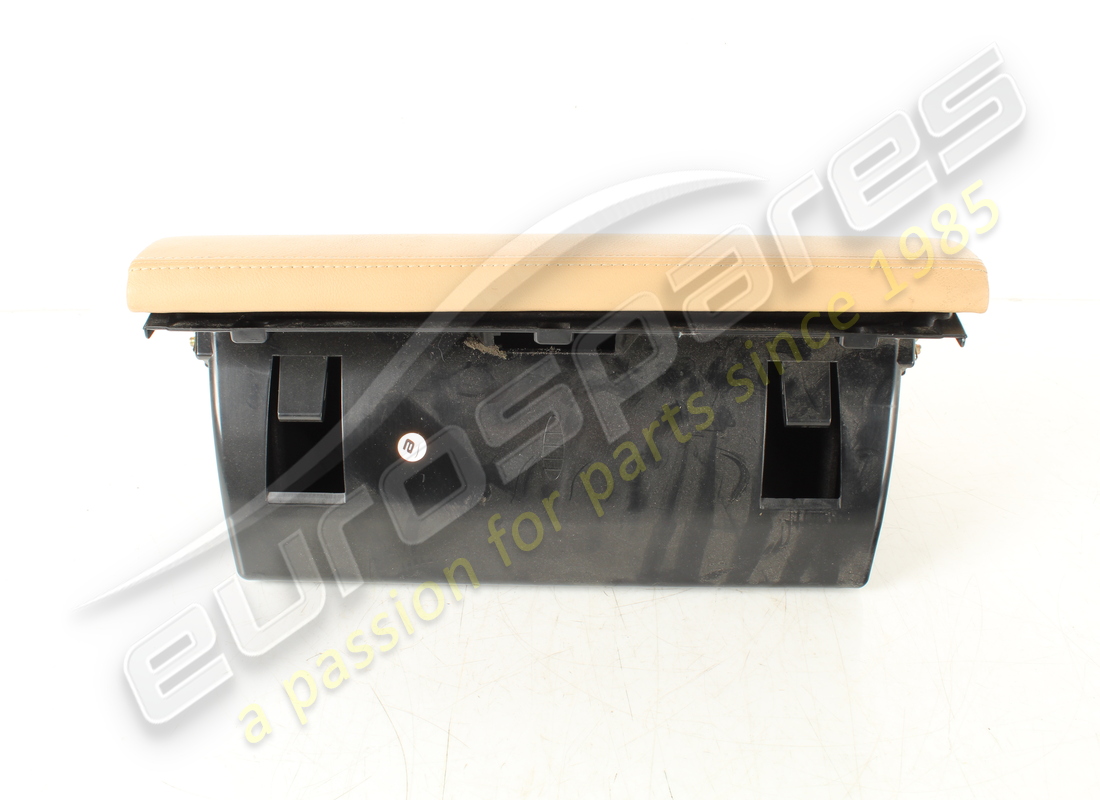 used maserati complete glove compartment. part number 980139367 (3)