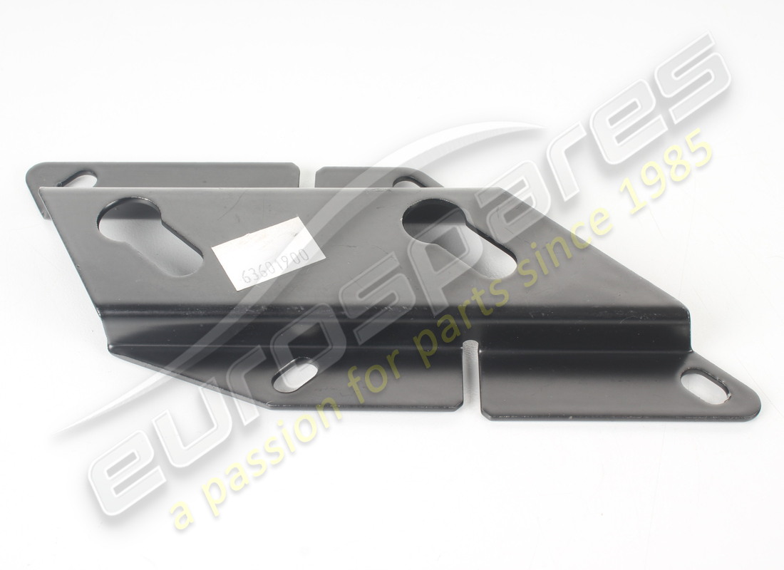 new ferrari rh plate for fixing weel. part number 63601900 (2)