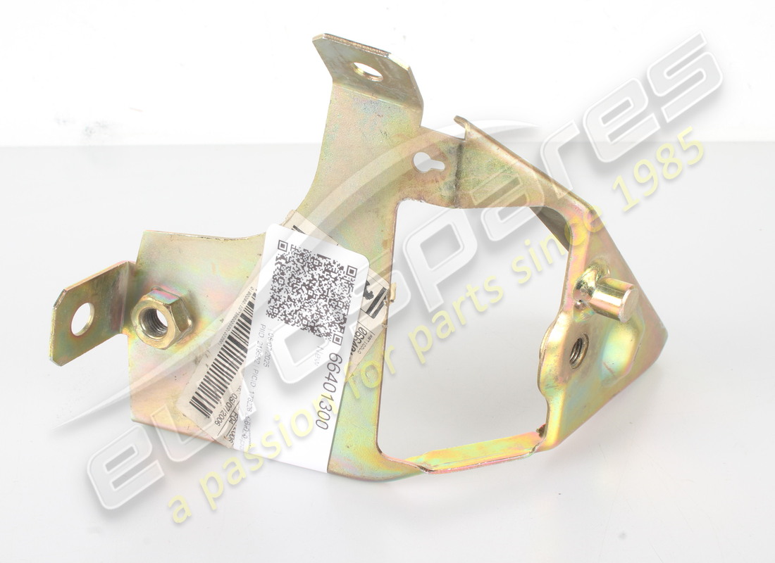 new ferrari rh bracket. part number 66401300 (2)