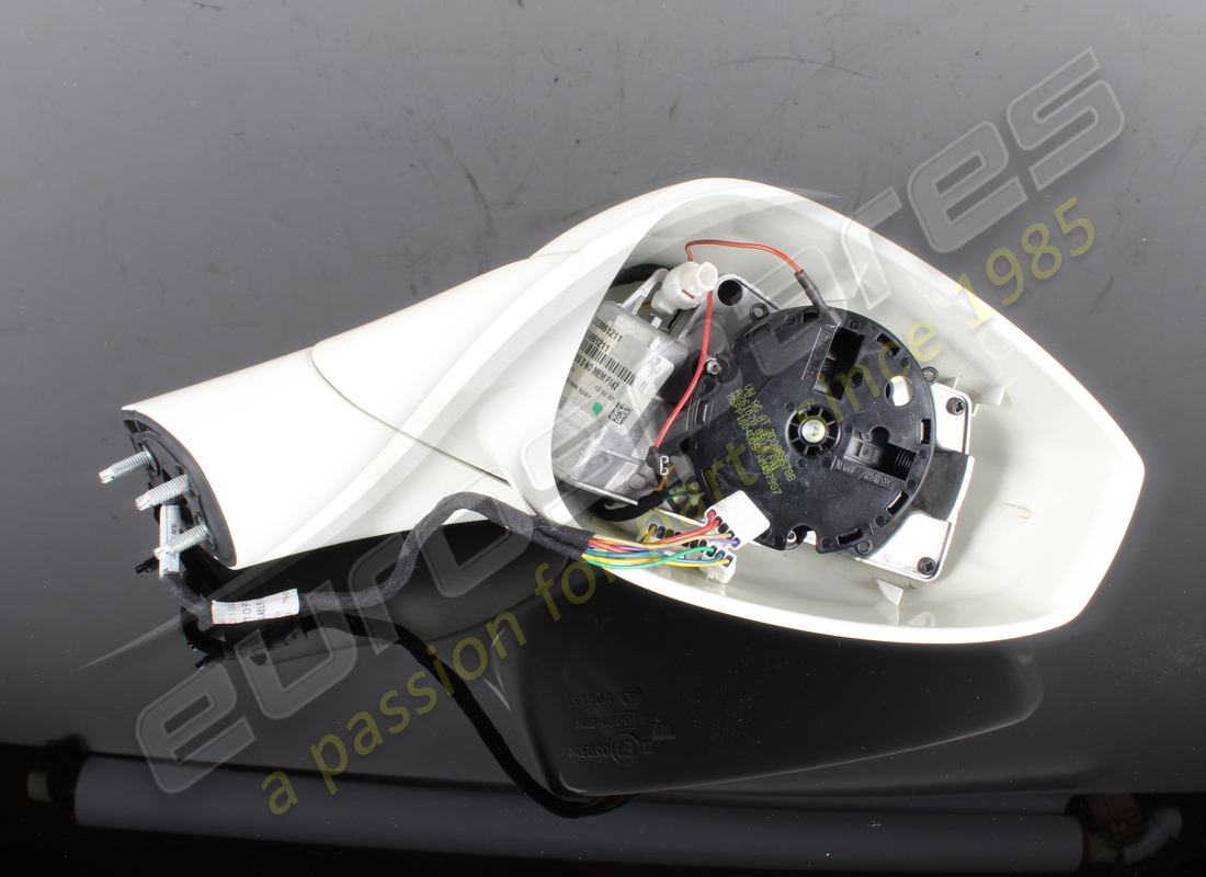 USED Ferrari RH EXTERNAL REAR MIRROR OPT . PART NUMBER 82909910 (1)